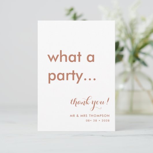 Eenvoudige minimalistische terracotta Wedding Bedankkaart (Staand voorkant)