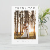 Eenvoudige Minimalistische Trouwfoto Bedankkaart (Staand voorkant)