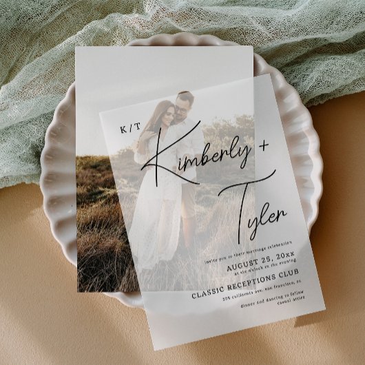 Eenvoudige minimalistische typografie casual bruil vellum uitnodigingen