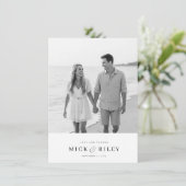 Eenvoudige minimalistische typografie Fotobruiloft Bedankkaart (Staand voorkant)