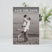Eenvoudige minimalistische zwart-wit foto bruiloft save the date (Staand voorkant)