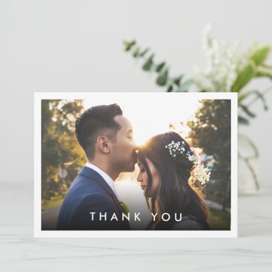 Eenvoudige moderne 2-foto aangepaste bericht bruil bedankkaart (Staand voorkant)