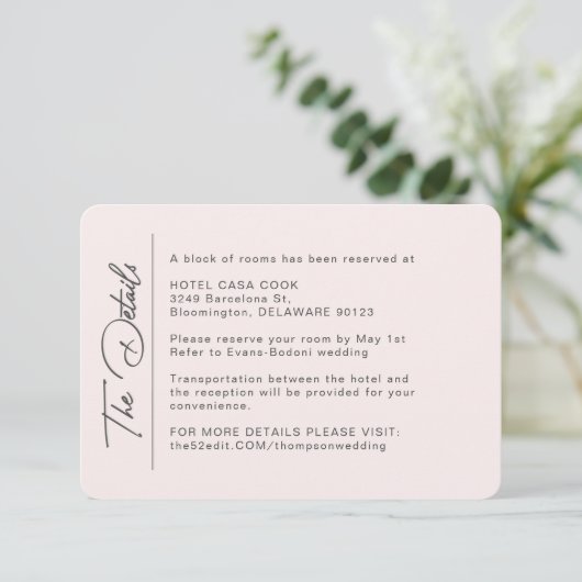 Eenvoudige moderne Blush Wedding Details Informatiekaartje (Staand voorkant)