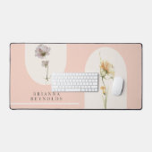 Eenvoudige Moderne Boho Wildbloemen op Zacht Roze Bureaumat (Keyboard & Muis)