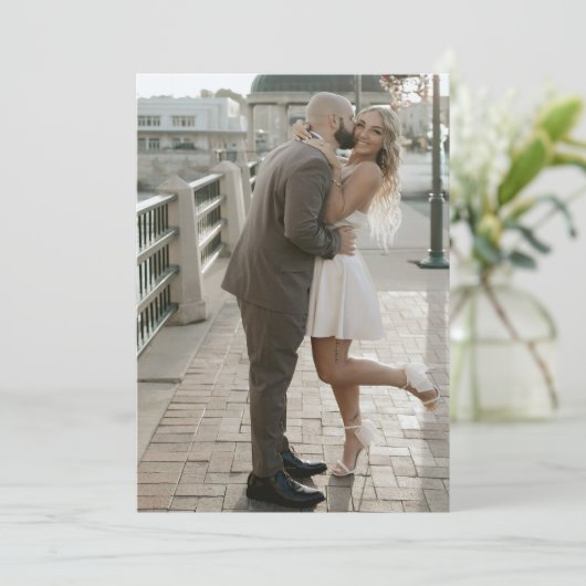 Eenvoudige Moderne Champagne Foto Onderlay Wedding Save The Date (Staand voorkant)