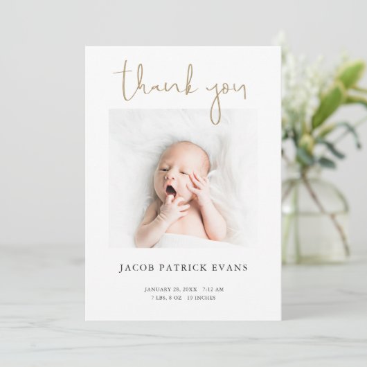 Eenvoudige moderne dankjewel Girl Baby Foto geboor Aankondiging (Staand voorkant)