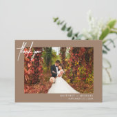 Eenvoudige moderne foto tan bruiloft bedankkaart (Staand voorkant)