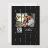 Eenvoudige moderne golvende rand zwart-wit foto save the date (Achterkant)