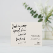 Eenvoudige moderne, grappige aankondiging van de b briefkaart (Staand voorkant)