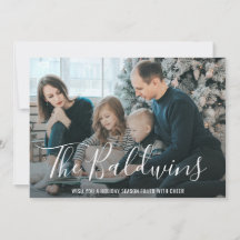 Eenvoudige, moderne legante familie met kerstmis