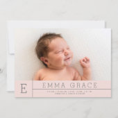 Eenvoudige moderne monogram Blush Pink Girl Foto g Aankondiging (Voorkant)