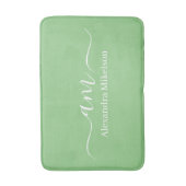 Eenvoudige Moderne Monogram Sage Minimalist Badmat (Voorkant Verticaal)