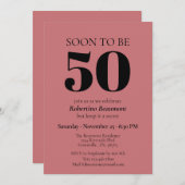 Eenvoudige moderne rode verrassing 50e verjaardags kaart (Voorkant / Achterkant)