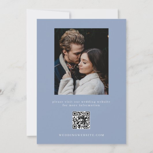 Eenvoudige Moderne Stoffige Blauwe Foto & QR Code Save The Date (Achterkant)