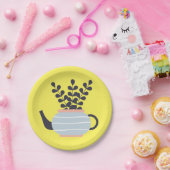 Eenvoudige moderne theepot met plant pastel papieren bordje (Feest)