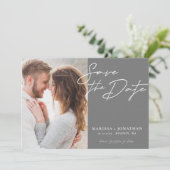 Eenvoudige Moderne Typografie Foto Save The Date (Staand voorkant)