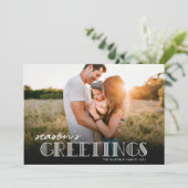 Eenvoudige moderne Typografie White Greetings Foto Feestdagenkaart (Staand voorkant)