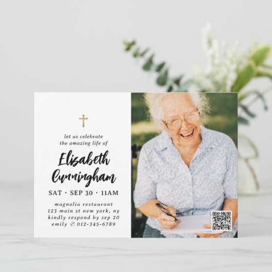 Eenvoudige moderne viering van het leven kaart (Staand voorkant)