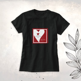 Eenvoudige moderne vogels in het liefdesrood hart t-shirt