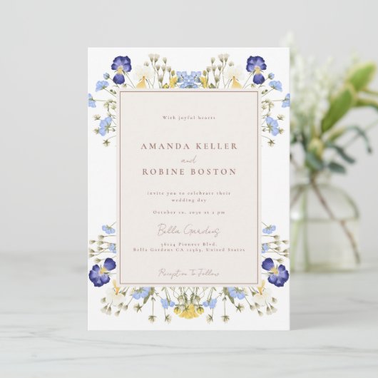 Eenvoudige moderne Wildflower bruiloft uitnodiging (Staand voorkant)