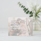 Eenvoudige moderne zwart-wit overlay foto bruiloft uitnodiging briefkaart (Staand voorkant)