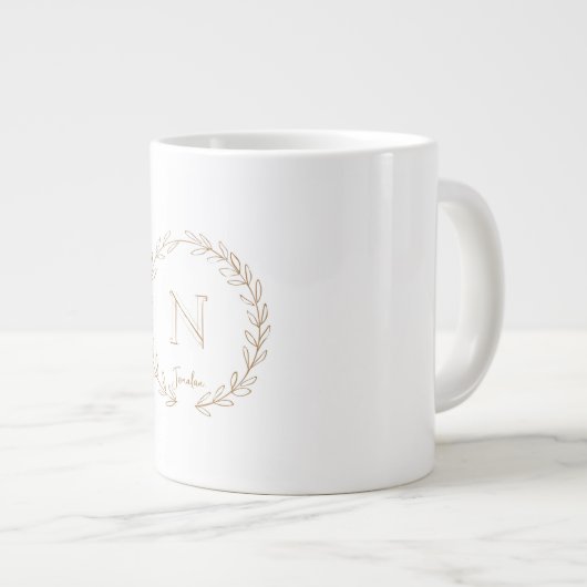 Eenvoudige Monogram Krans Gepersonaliseerd Initiaa Grote Koffiekop (Voorkant rechts)