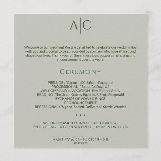 Eenvoudige Mos & Sage Groene Monogram Huwelijkscer Programmakaart (Voorkant)