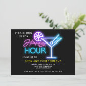 Eenvoudige Neon Martini Happy Hour Uitnodigen Kaart (Staand voorkant)