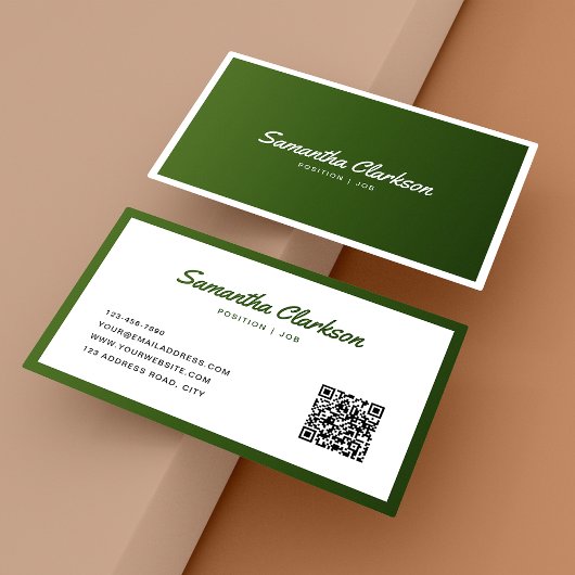 Eenvoudige Olive Green Border Script QR Code Visitekaartje