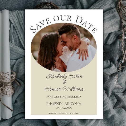 Eenvoudige ovale foto Opslaan datum | Beige Save The Date
