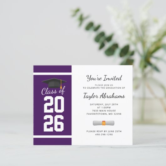 Eenvoudige Paarse witte Afstuderen uitnodiging (Staand voorkant)