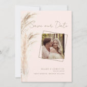 Eenvoudige Pampas paar foto Blush bruiloft Save The Date (Voorkant)