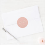 Eenvoudige Peach moderne bruiloft Ronde Sticker<br><div class="desc">Elegante bruiloft stickers met een eenvoudige en minimale lay-out met "We Do" in een eigentijdse scripttypografie. Een klassiek design met een moderne touch.</div>