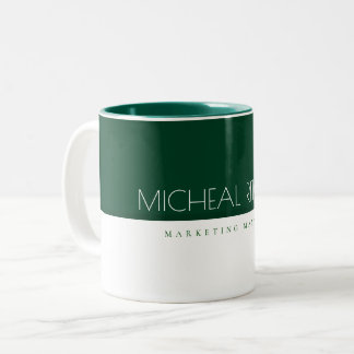 Eenvoudige Pear Green Custom monogram Name and Job Tweekleurige Koffiemok