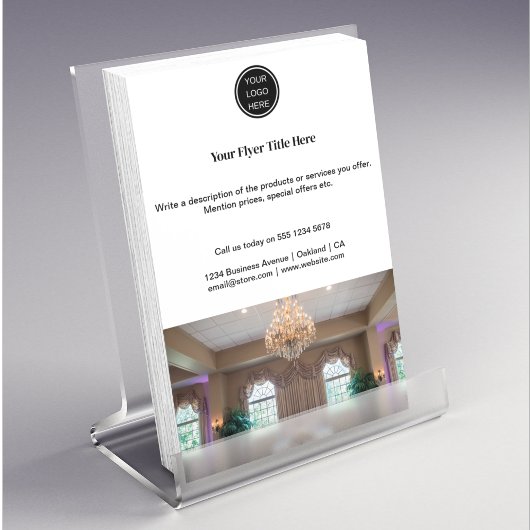 Eenvoudige promotionele zakelijke Logo Corporate Flyer