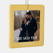 Eenvoudige retro eerste kerst verloofde aangepaste keramisch ornament (Rechts)