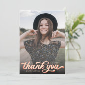 Eenvoudige Retro foto Afstuderen dank u Bedankkaart (Staand voorkant)