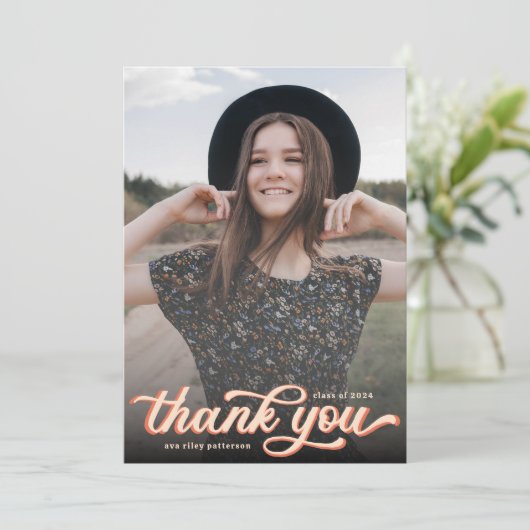 Eenvoudige Retro foto Afstuderen dank u Bedankkaart (Staand voorkant)