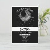 Eenvoudige Retro Witte Honkbal Verjaardag Kaart (Staand voorkant)