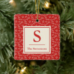 Eenvoudige  rode flacon monogram naam keramisch ornament<br><div class="desc">Dit stijlvolle keramische ornament heeft een eenvoudig  botanisch patroon in rood en wit. Ideaal voor kerstmis of jaarrond. Pas het aan met uw familienaam en monogram. Geweldig cadeauidee!</div>