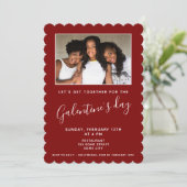 Eenvoudige rode Galentine's Day Vriend Foto Kaart (Staand voorkant)