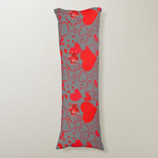 Eenvoudige rode harten romantische liefde op houts lichaamskussen (Voorkant Verticaal)