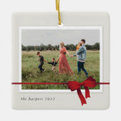 Eenvoudige Rode Strik Foto Kerstmis Keramisch Ornament (Voorkant)