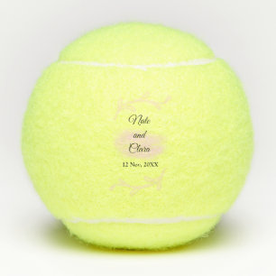 Eenvoudige roze beige aquarel handgeschilderde tro tennisballen