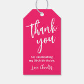 Eenvoudige Roze en Witte Verjaardagsfeest Dank Je Cadeaulabel (Voorkant)