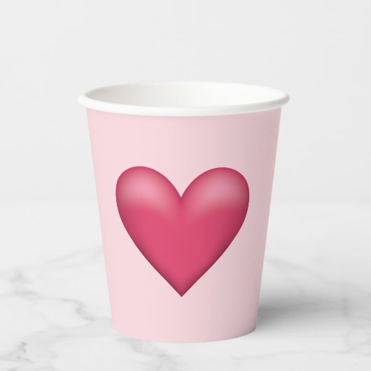 Eenvoudige roze illustratie van het hart op lichtr papieren bekers (Voorkant)
