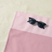 Eenvoudige roze verloopstrepen met aangepaste naam strandlaken (In situ)