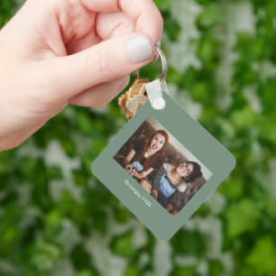 Eenvoudige Sage Green minimalistische foto aandenk Sleutelhanger