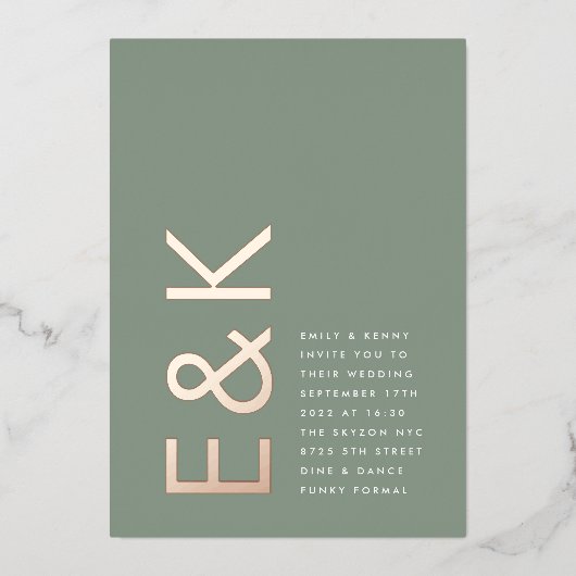 Eenvoudige Sage Green Ultra Monogram Weddenschap R Folie Uitnodiging (Voorkant)