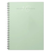 Eenvoudige Sage GreenMinimalist 2 Monogram Naam Notitieboek (Voorkant)